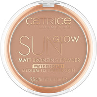Catrice Sun Glow Matt Bronzing Powder – Természetes matt bronzosító a napcsókolta bőrre