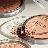 Catrice Sun Glow Matt Bronzing Powder – Természetes matt bronzosító a napcsókolta bőrre
